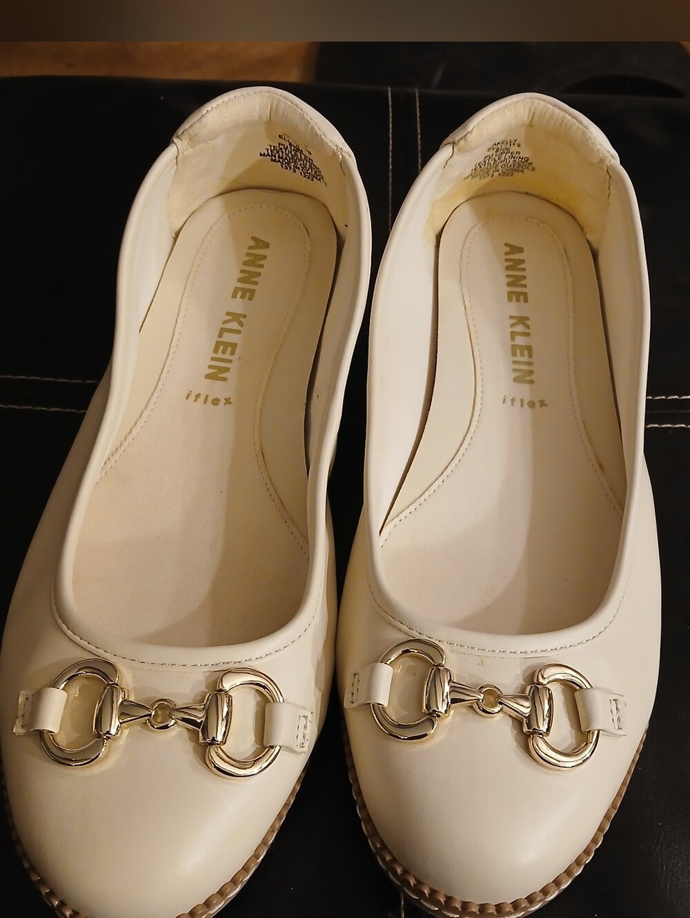 Anne Klein iFlex Classic Cream White Slip On Horsebit Career Pump. 8.5